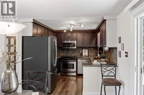 12 Fieldstone Walk New Hamburg ON N3A 2E9