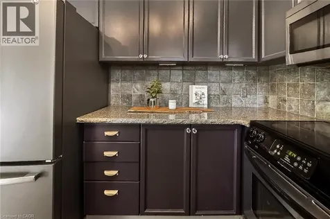 12 Fieldstone Walk New Hamburg ON N3A 2E9