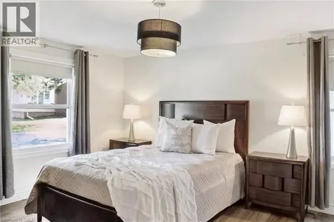 12 Fieldstone Walk New Hamburg ON N3A 2E9