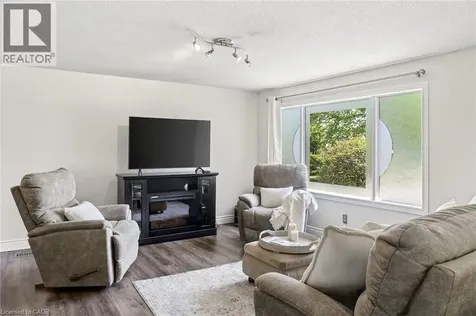 12 Fieldstone Walk New Hamburg ON N3A 2E9