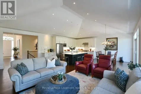 123 Crestview Court Blue Mountains ON L9Y 0Z4