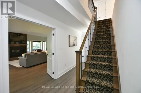 123 Crestview Court Blue Mountains ON L9Y 0Z4