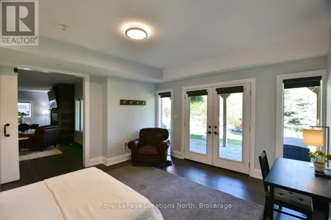 123 Crestview Court Blue Mountains ON L9Y 0Z4