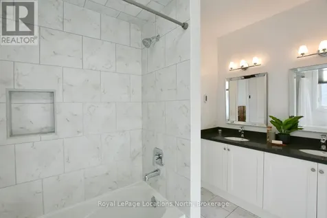 123 Crestview Court Blue Mountains ON L9Y 0Z4