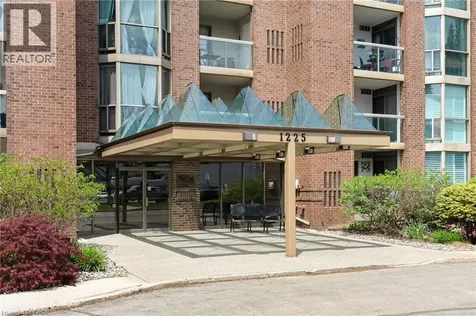 1225 North Shore Boulevard East Burlington ON L7S 1Z6