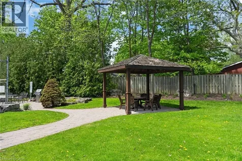 1225 North Shore Boulevard East Burlington ON L7S 1Z6