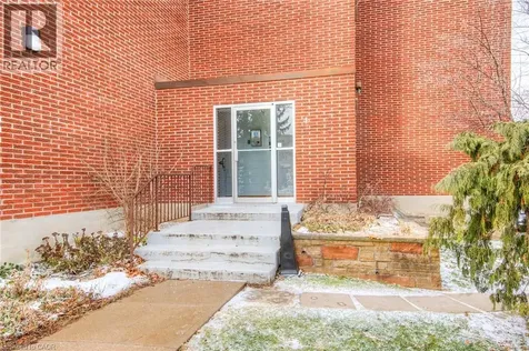 4 Avalon Place Kitchener ON N2M 4N6