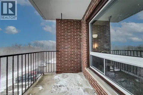 4 Avalon Place Kitchener ON N2M 4N6