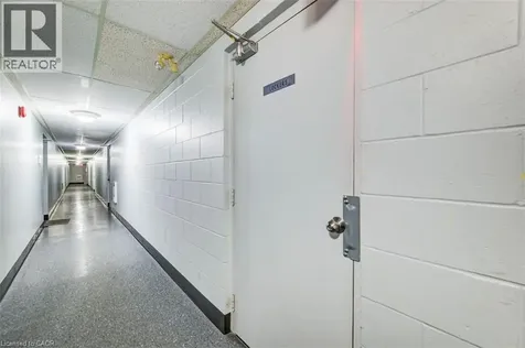4 Avalon Place Kitchener ON N2M 4N6
