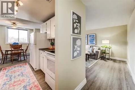 4 Avalon Place Kitchener ON N2M 4N6