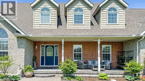 32 Haldimand Trail Dunnville ON N1A 1W9