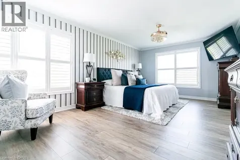 32 Haldimand Trail Dunnville ON N1A 1W9