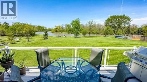 32 Haldimand Trail Dunnville ON N1A 1W9