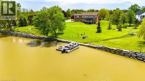 32 Haldimand Trail Dunnville ON N1A 1W9