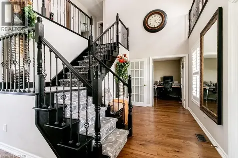 32 Haldimand Trail Dunnville ON N1A 1W9