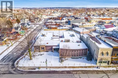 38 Erie Street North Leamington ON N8H 2Z3