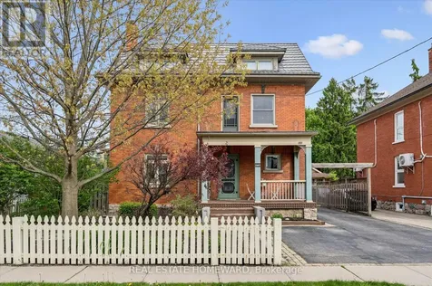 265 Dolph Street North Cambridge ON N3H 2A6