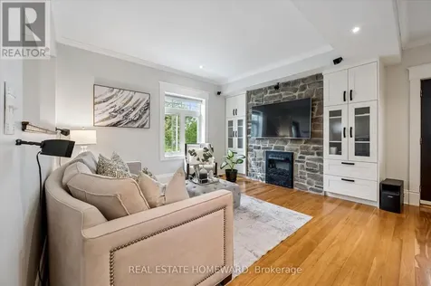 265 Dolph Street North Cambridge ON N3H 2A6