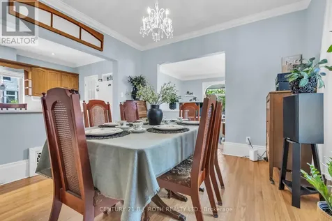 32 Samuel Street Kitchener ON N2H 1P1