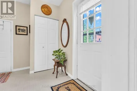 32 Samuel Street Kitchener ON N2H 1P1