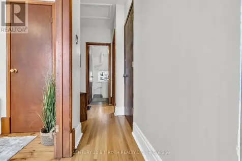 32 Samuel Street Kitchener ON N2H 1P1