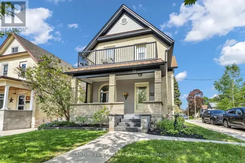 32 Samuel Street Kitchener ON N2H 1P1