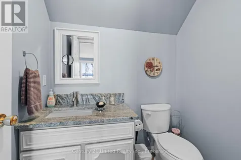 40 Ivey Lane Otonabee-south Monaghan ON K0L 2G0