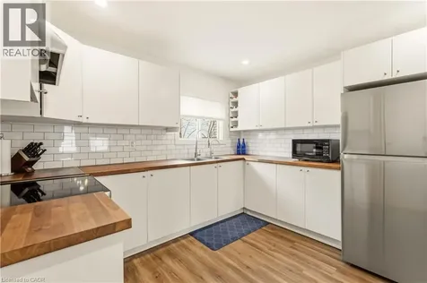 27 Edinburgh Avenue Hamilton ON L8H 2C4