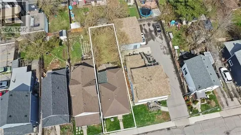 27 Edinburgh Avenue Hamilton ON L8H 2C4