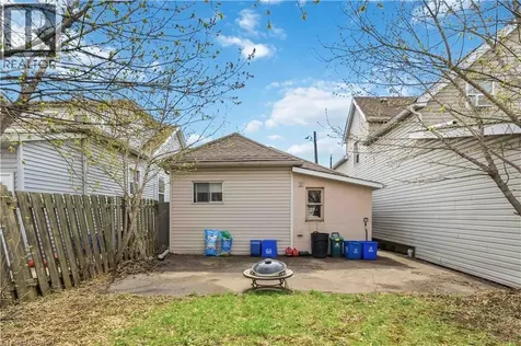 27 Edinburgh Avenue Hamilton ON L8H 2C4