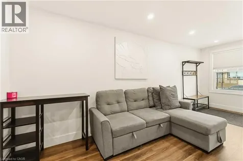 27 Edinburgh Avenue Hamilton ON L8H 2C4