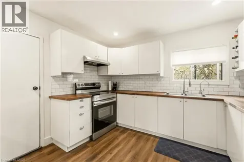 27 Edinburgh Avenue Hamilton ON L8H 2C4