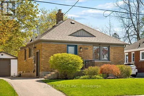 256 Bowman Street Waterloo ON N2J 1W5