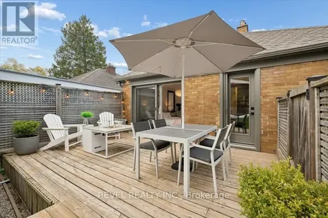 256 Bowman Street Waterloo ON N2J 1W5