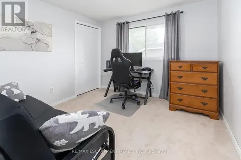 31 Blackfriar Lane Brantford ON N3R 7M2
