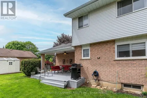 31 Blackfriar Lane Brantford ON N3R 7M2