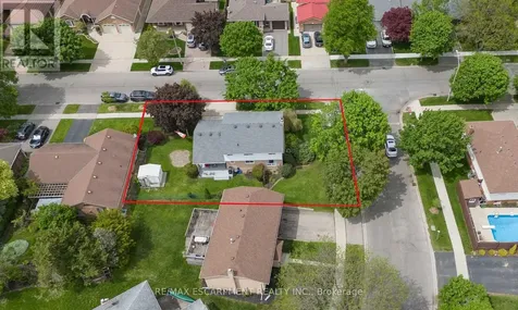 31 Blackfriar Lane Brantford ON N3R 7M2