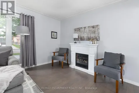 31 Blackfriar Lane Brantford ON N3R 7M2