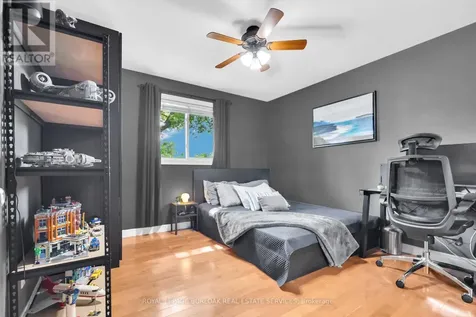 2227 St Clair Avenue Windsor ON N9B 3W4