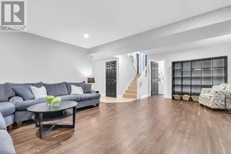 2227 St Clair Avenue Windsor ON N9B 3W4