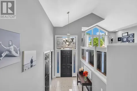 2227 St Clair Avenue Windsor ON N9B 3W4