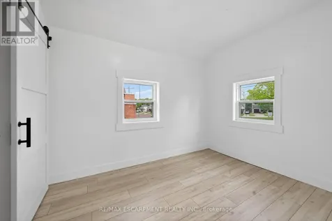 27 Cayuga Street North Haldimand ON N0A 1E0
