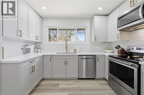59 Purvis Drive Hamilton ON L8S 2S5