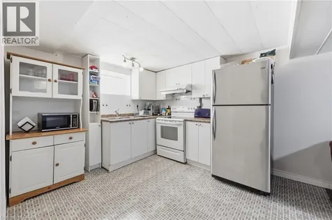 59 Purvis Drive Hamilton ON L8S 2S5