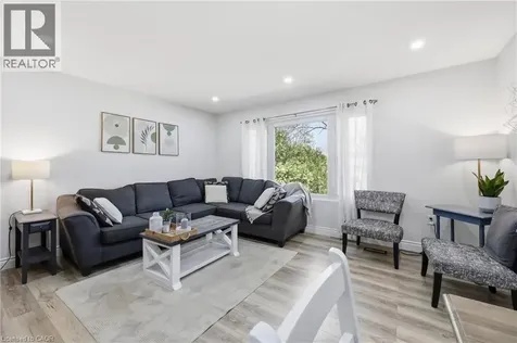 59 Purvis Drive Hamilton ON L8S 2S5