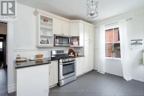 117 - 119 Napier Street Collingwood ON L9Y 3T1