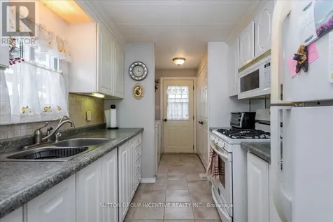 6 Pine Hill Court Innisfil ON L9S 1R5
