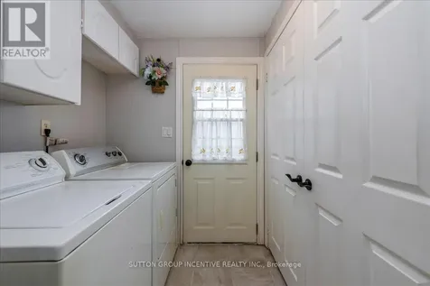 6 Pine Hill Court Innisfil ON L9S 1R5