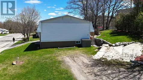1 Gillanders Road Elliot Lake ON P5A 1W4