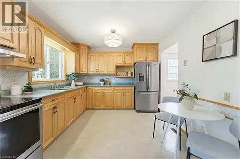 216 Mcgarry Drive Kitchener ON N2N 1H9